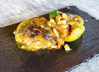 Пълнени чушки с боб (350гр)