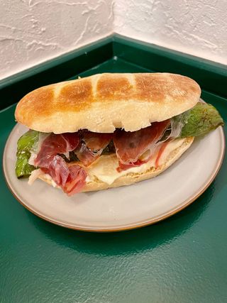 Mollete serranito (1 ud.)