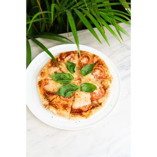 Margherita pizza