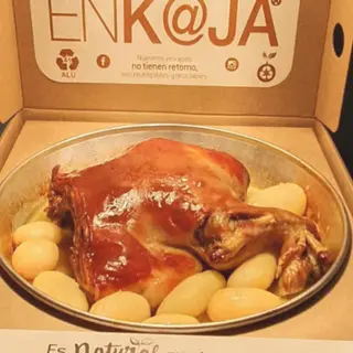 Cochinillo Asado A Baja Temperatura (Ración Para 2 Personas)