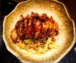 UD144 Duck Chow Mein