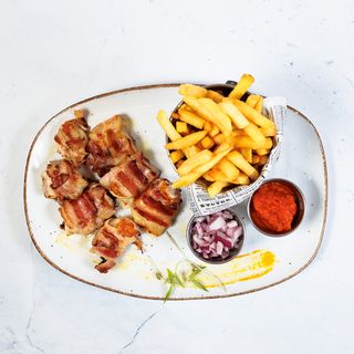 Piletina Cardinale punjena sirom, omota pancetom