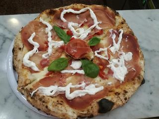 Crudo & Stracciatella