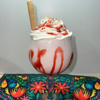 Malteada De Fresa (16 Oz.)
