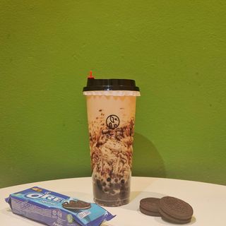 Oreo Milk tea con Tapioca