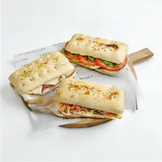Sándwich  Roast Beef + chips
