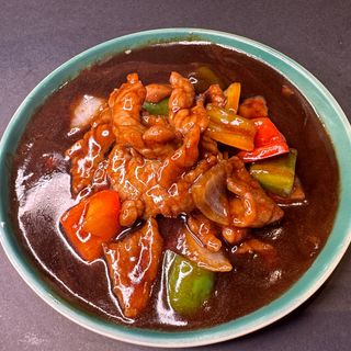 26. TERNERA CON SALSA OSTRA 