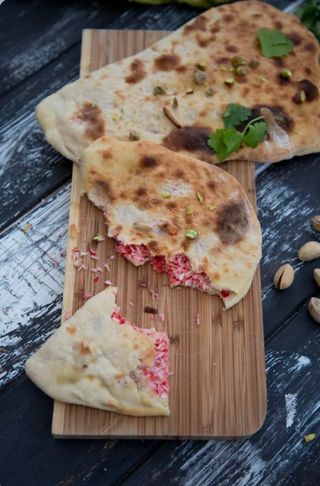 Peshwari Sweet Naan
