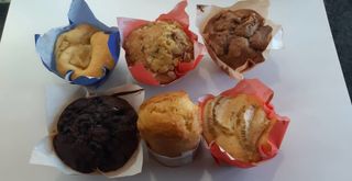 Caixa de 6 Bolos Sortidos