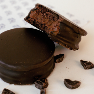 Alfajor de Dulce de Leche bañado en Chocolate
