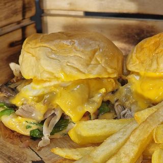 Mini Hamburguesa De Carne Y Barbacoa (Grande)