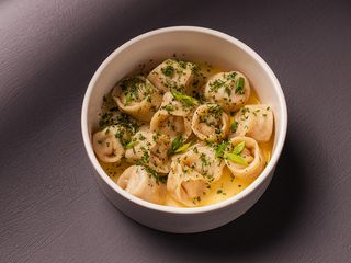 Вушка з телятиною та свининою (220г)