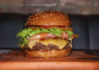 Burger with bacon and cheddar