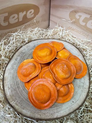 Pasta rellena calabaza y queso (2 raciones)