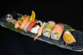 91. Sushi romantica