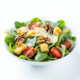 Ensalada de queso de cabra caramelizado