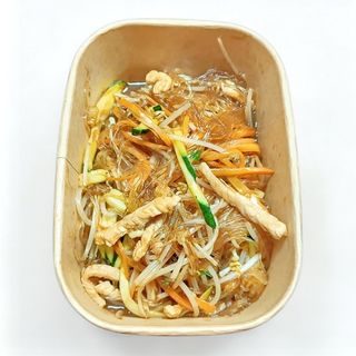 37. Spaghetti di soia saltati con carne e verdure