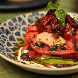 Milhojas de Ventresca y Tomate