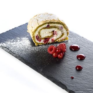 Рулет фисташковый