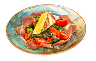 САЛАТА ПРОШУТО С БРИ (300гр)