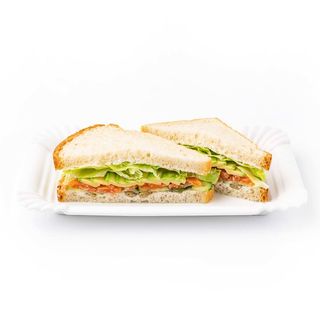 Сендвіч із червоною рибою