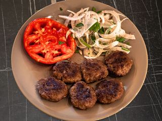 Порция кюфтета