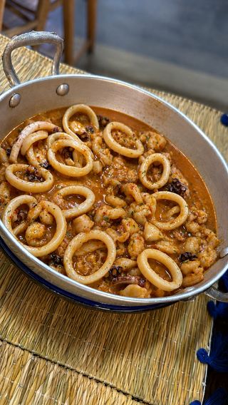 Mkila Calamars