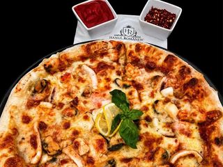 Pizza cu fructe de mare
