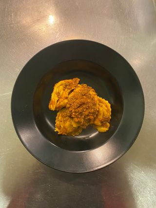 Cappellacci ricotta e spinaci al ragù classico