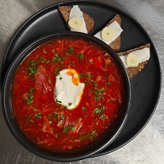 Borsch con ternera
