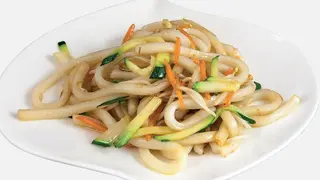 Yakiudon con verdure