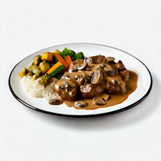 Émincé De Bœuf - Servi avec deux Garnitures