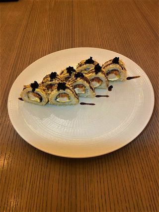 Гарячий рол з креветкою