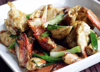 109. Granchio con zenzero e cipolla