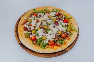 Pizza Pršuto 33cm + 3 Nutella palačinke