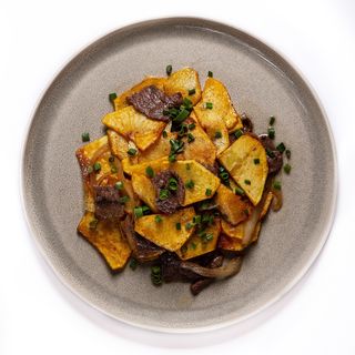 Картофель с мясом по-домашнему