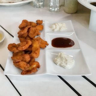 Paupetas De Pollo 3 Salsas