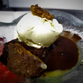 Brownie Nueces Y Dos Chocolates
