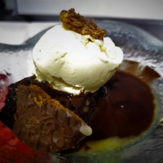 Brownie Nueces Y Dos Chocolates