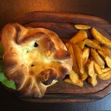 Juneća pljeskavica u gaudi  650 gr