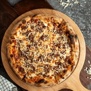 Pizza Bolognaise
