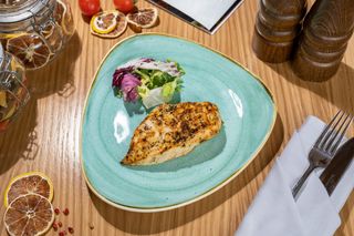 Piept de pui la gratar 