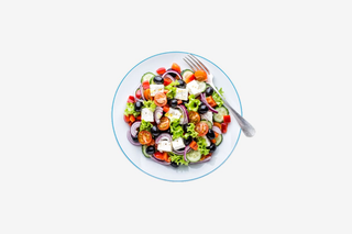 Salată Mediterana