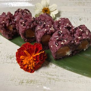 169. Uramaki Black Philadelphia 8 pezzi