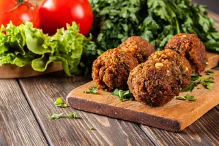 Talerz Falafel
