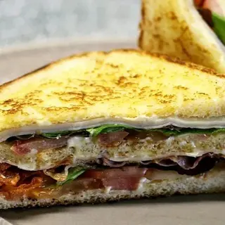 Sandwich De Pollo