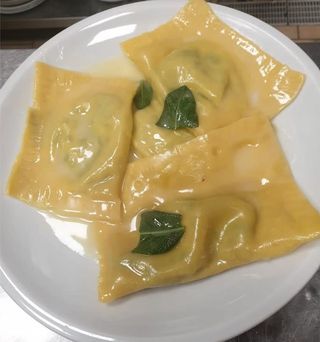 Ravioli ricotta e spinaci
