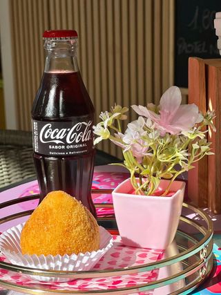 Refrigerante + Coxinha