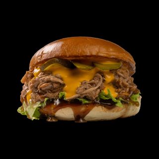 Бургер с дърпано свинско (300г)