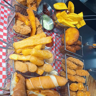 SUPER COMBO FAMILIAR 4/5 PERSONAS